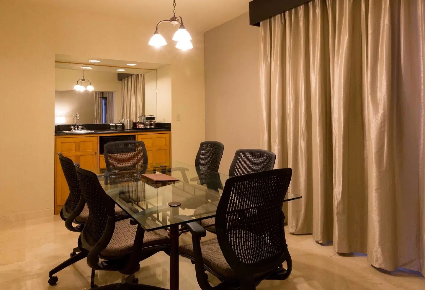 DoubleTree Suites by Hilton Hotel McAllen LOUNGE_LOBBY