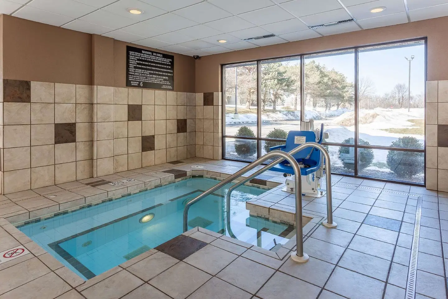 Hampton Inn Madison East Towne Mall Area Hallenbad