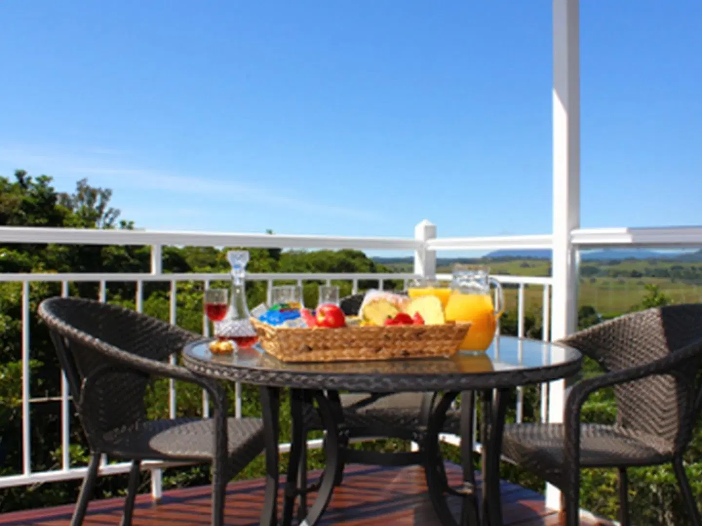 Tinaroo Sunset Retreat Terrasse