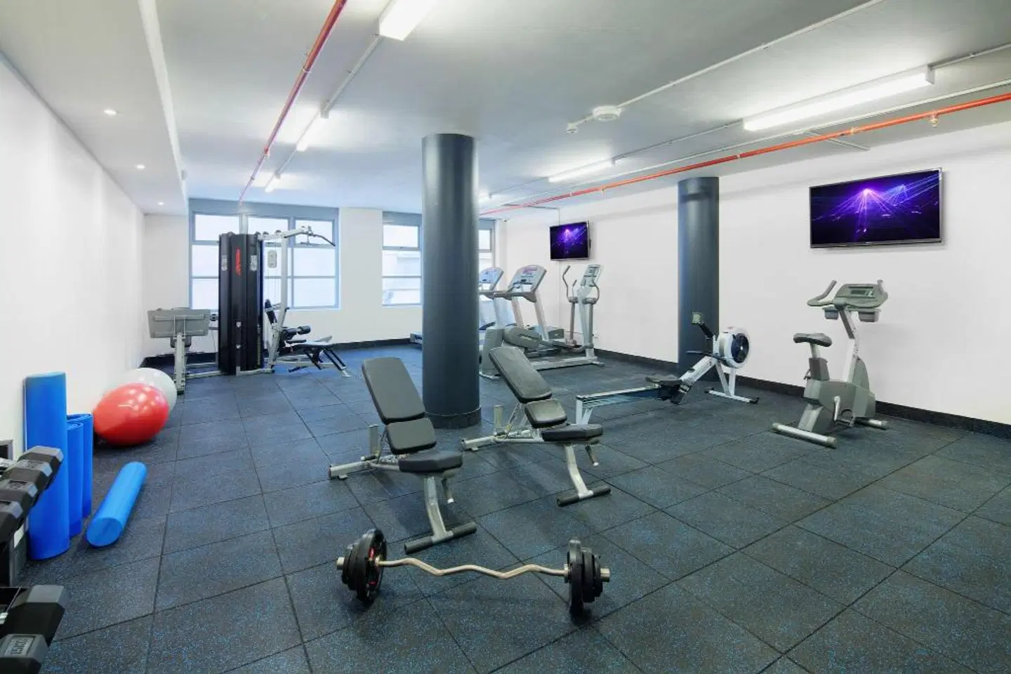 Zara Tower - Serviced Apartments SPORTS_AND_LEISURE