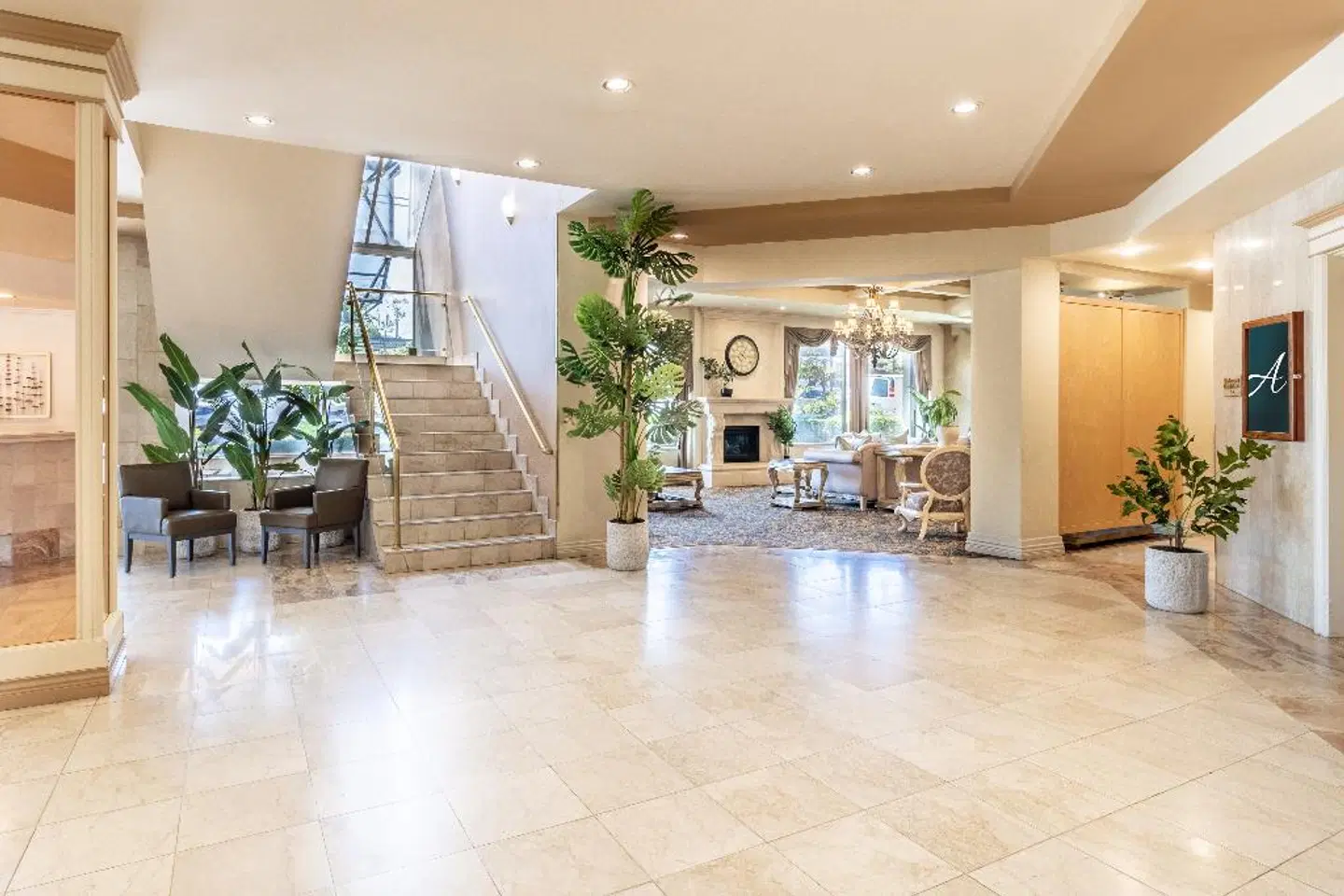 Atrium Hotel Vancouver LOUNGE_LOBBY