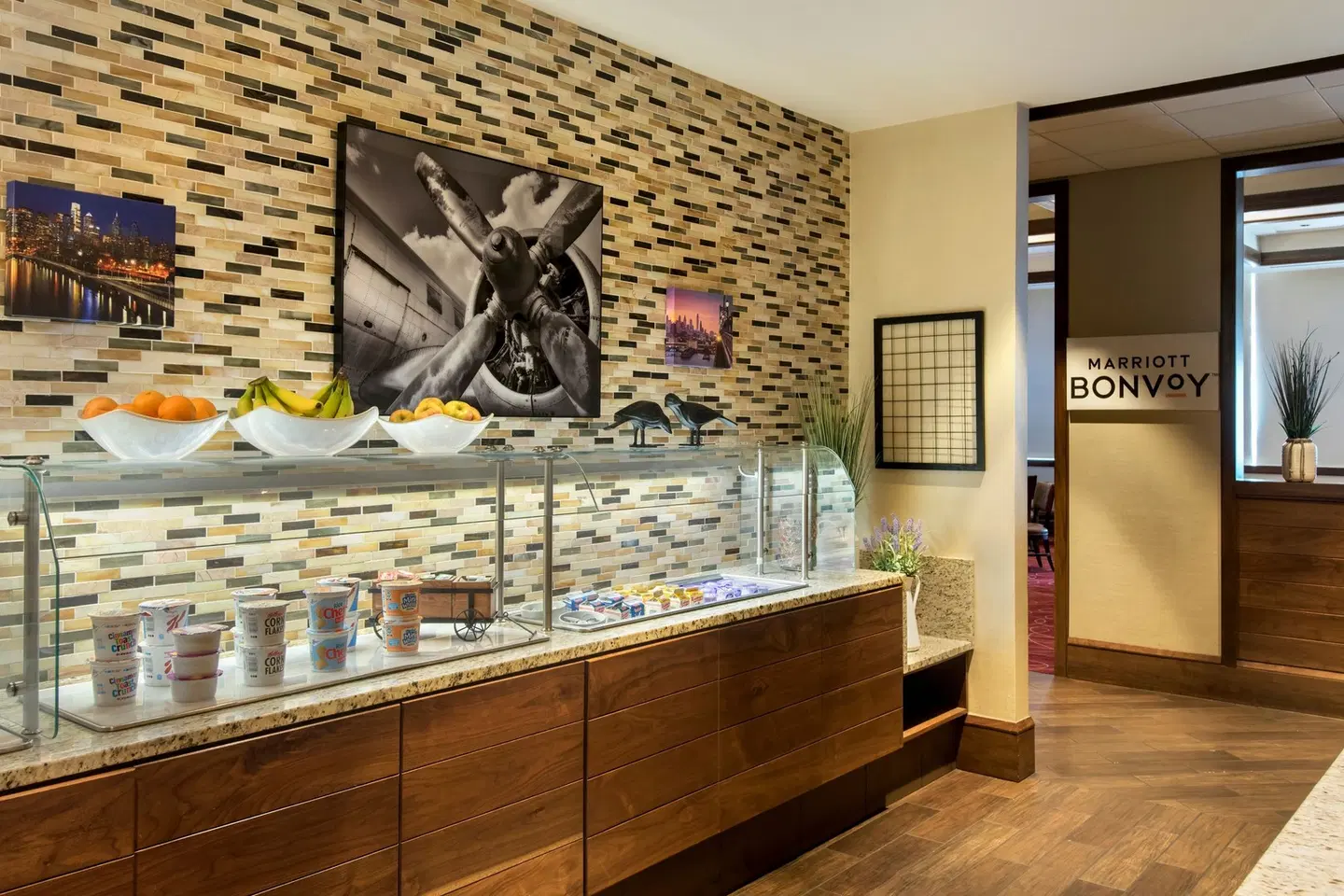 Philadelphia Airport Marriott ROOM_EXAMPLE