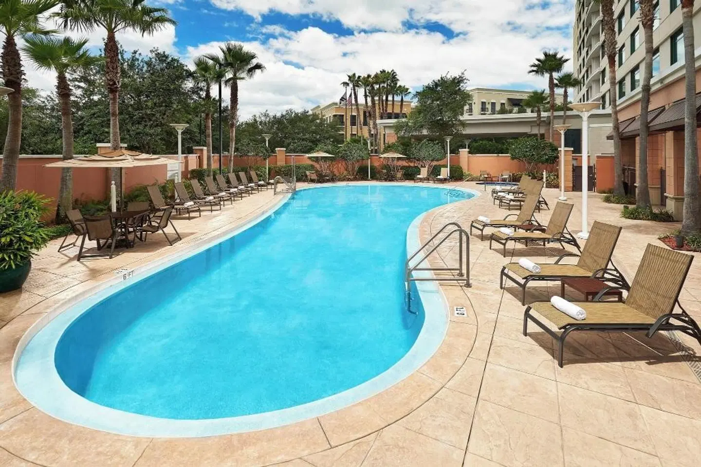 Orlando Marriott Lake Mary OUTDOOR_POOL