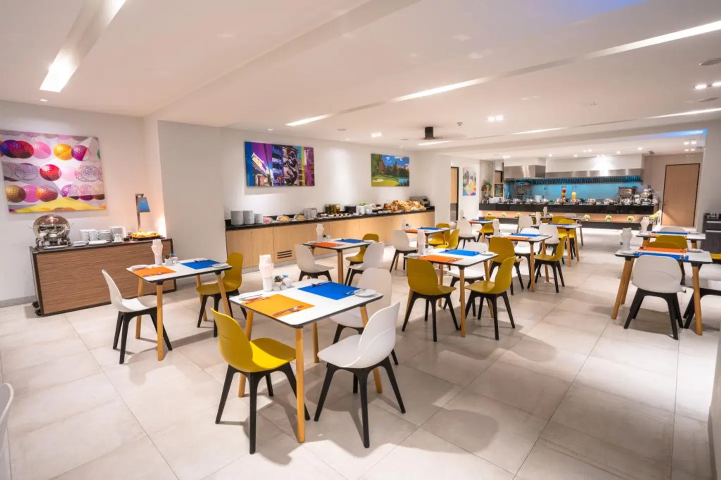 Eastin Thana City Golf Resort Bangkok Restaurant