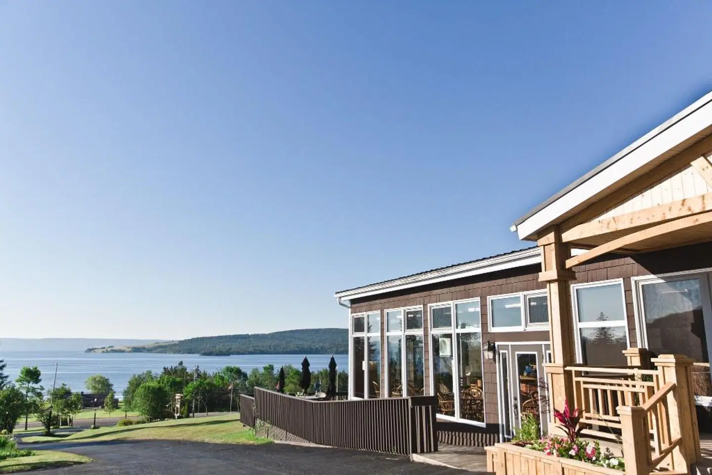 Silver Dart Lodge EXTERIOR