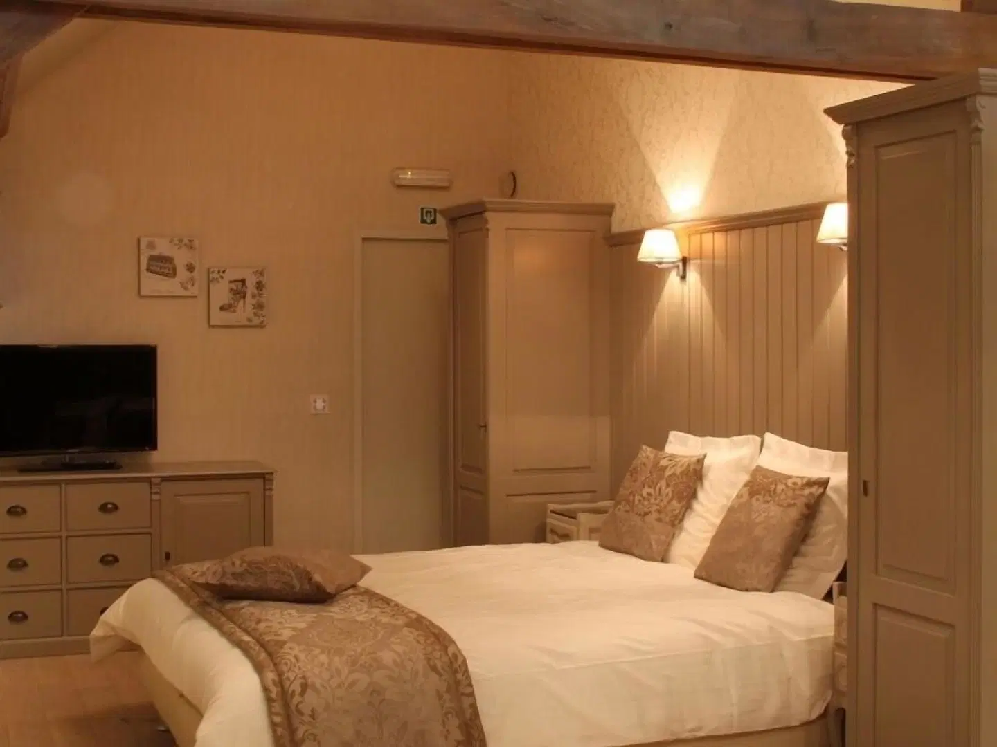 Hotel Den Berg ROOM_EXAMPLE