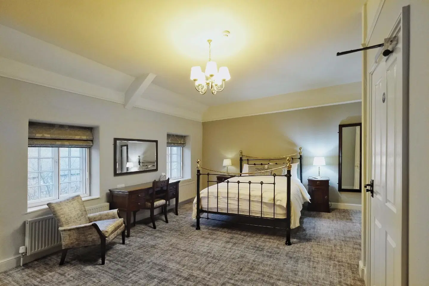 The Greyhound Inn ROOM_EXAMPLE