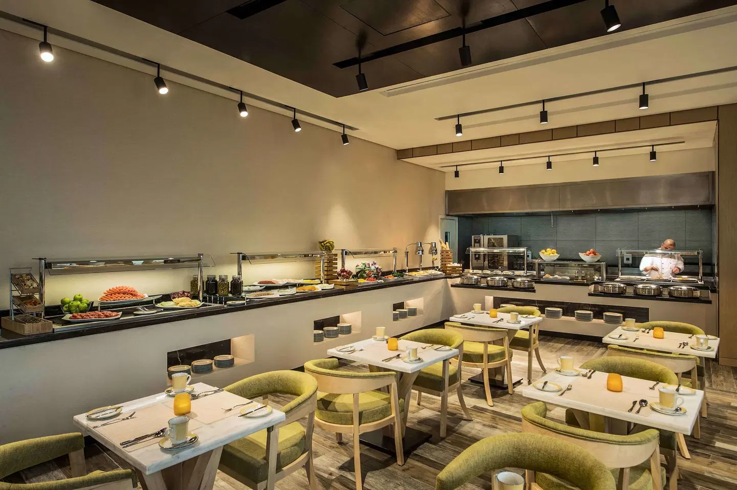 Hilton Garden Inn Al Khobar Restaurant