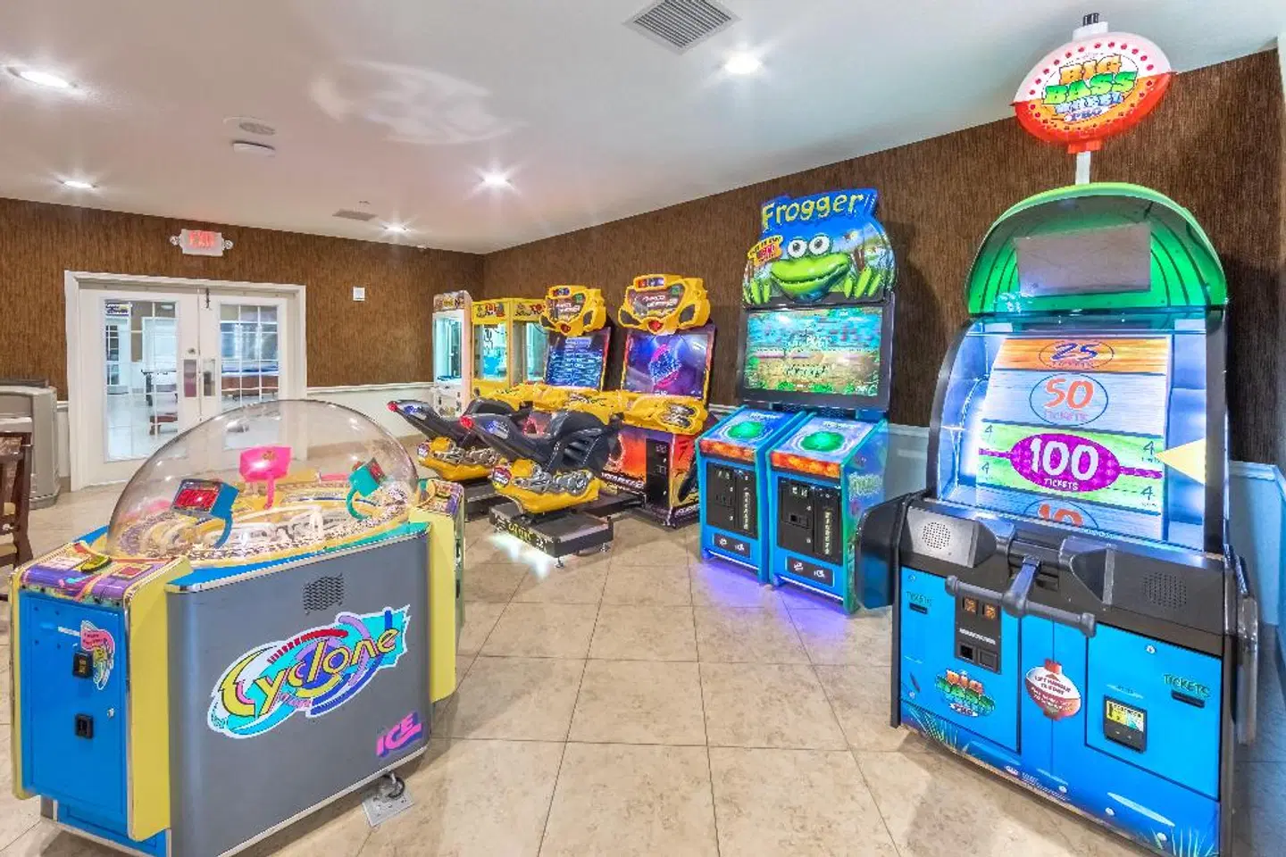 Holiday Inn Club Vacations Orlando Breeze Resort by IHG SPORTS_AND_LEISURE
