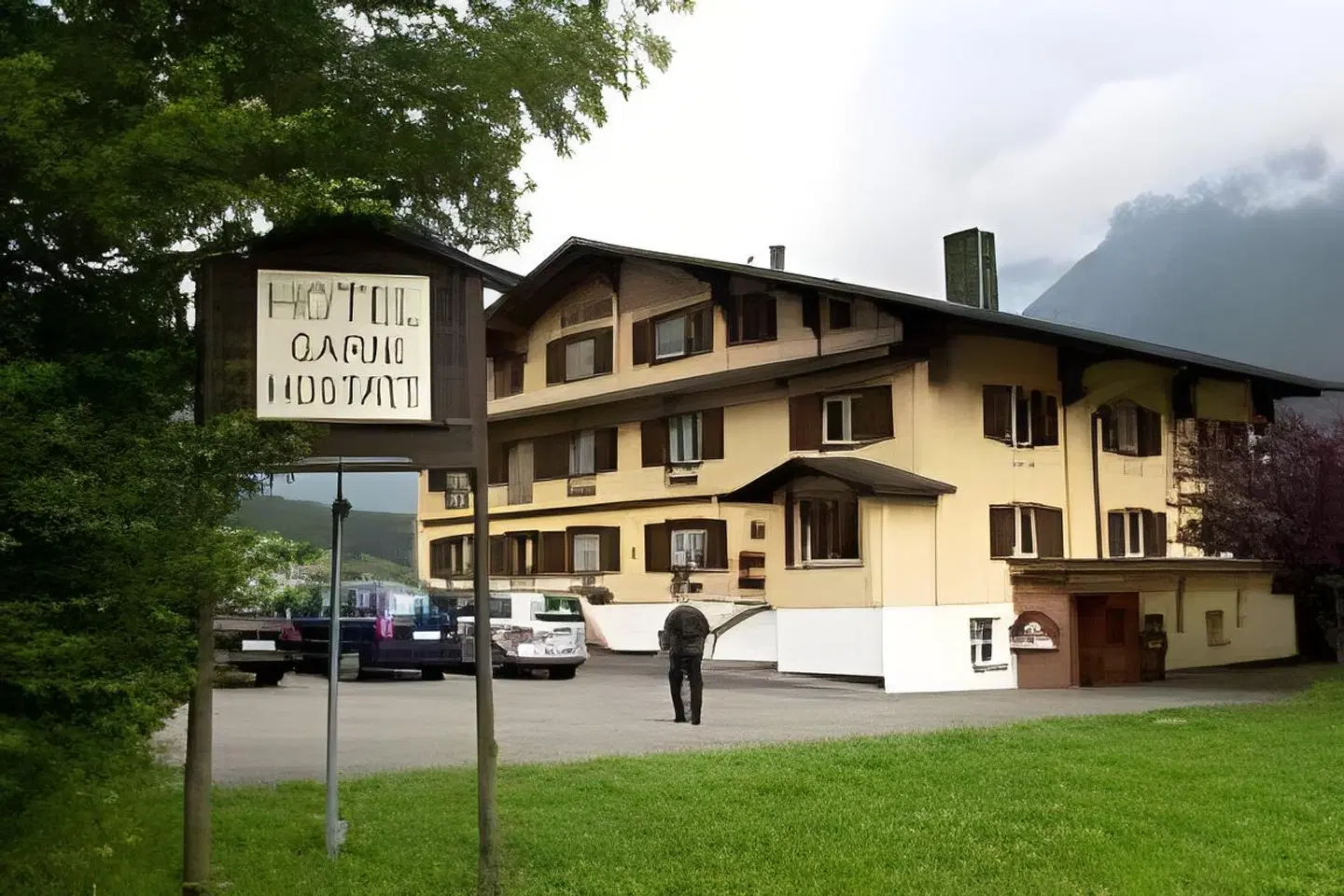 Hostatt EXTERIOR