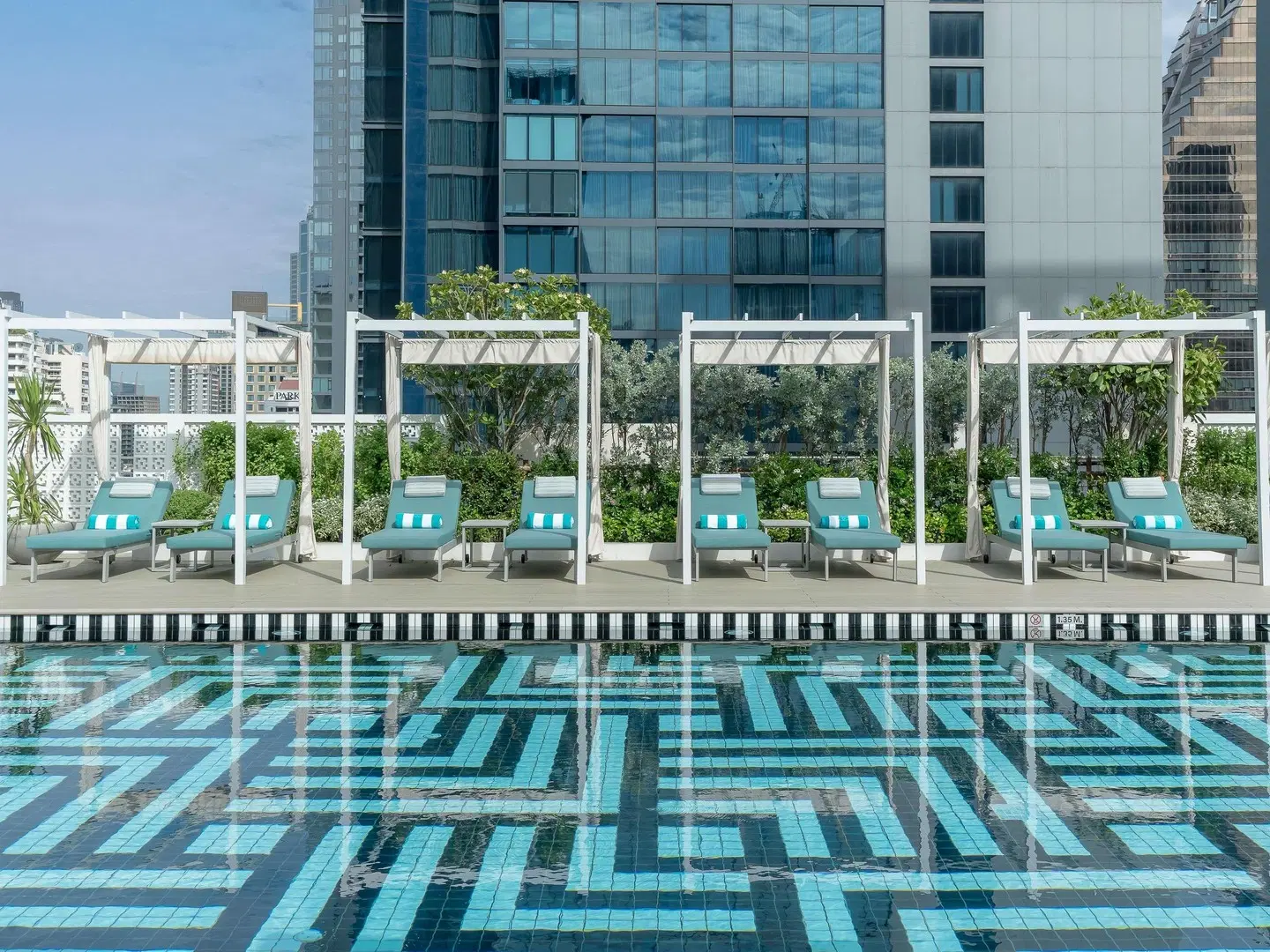 Sofitel Bangkok Sukhumvit Hotel EXTERIOR