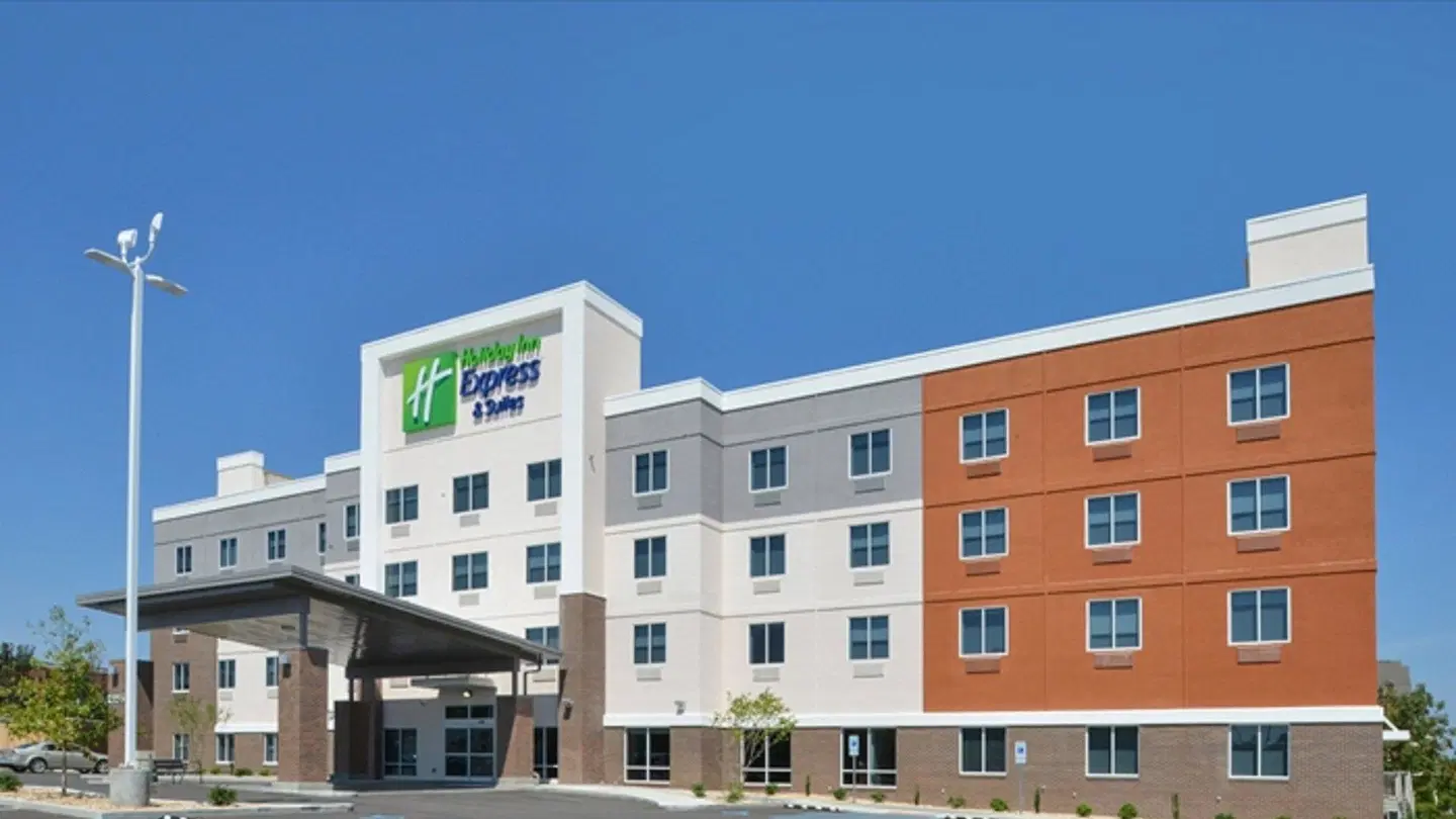 Holiday Inn Express & Suites Lexington Midtown - I-75 by IHG EXTERIOR