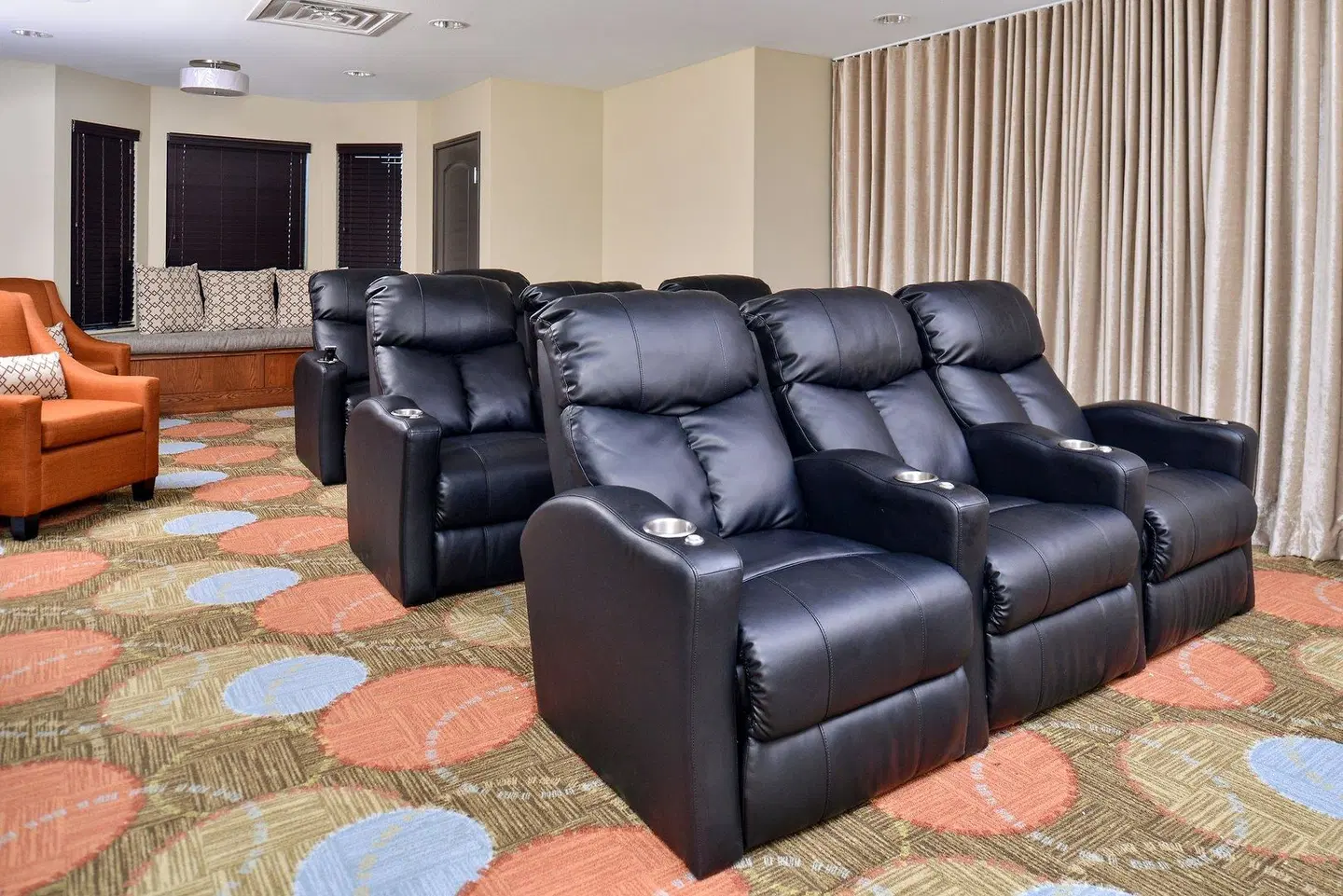 Staybridge Suites Rochester by IHG LOUNGE_LOBBY