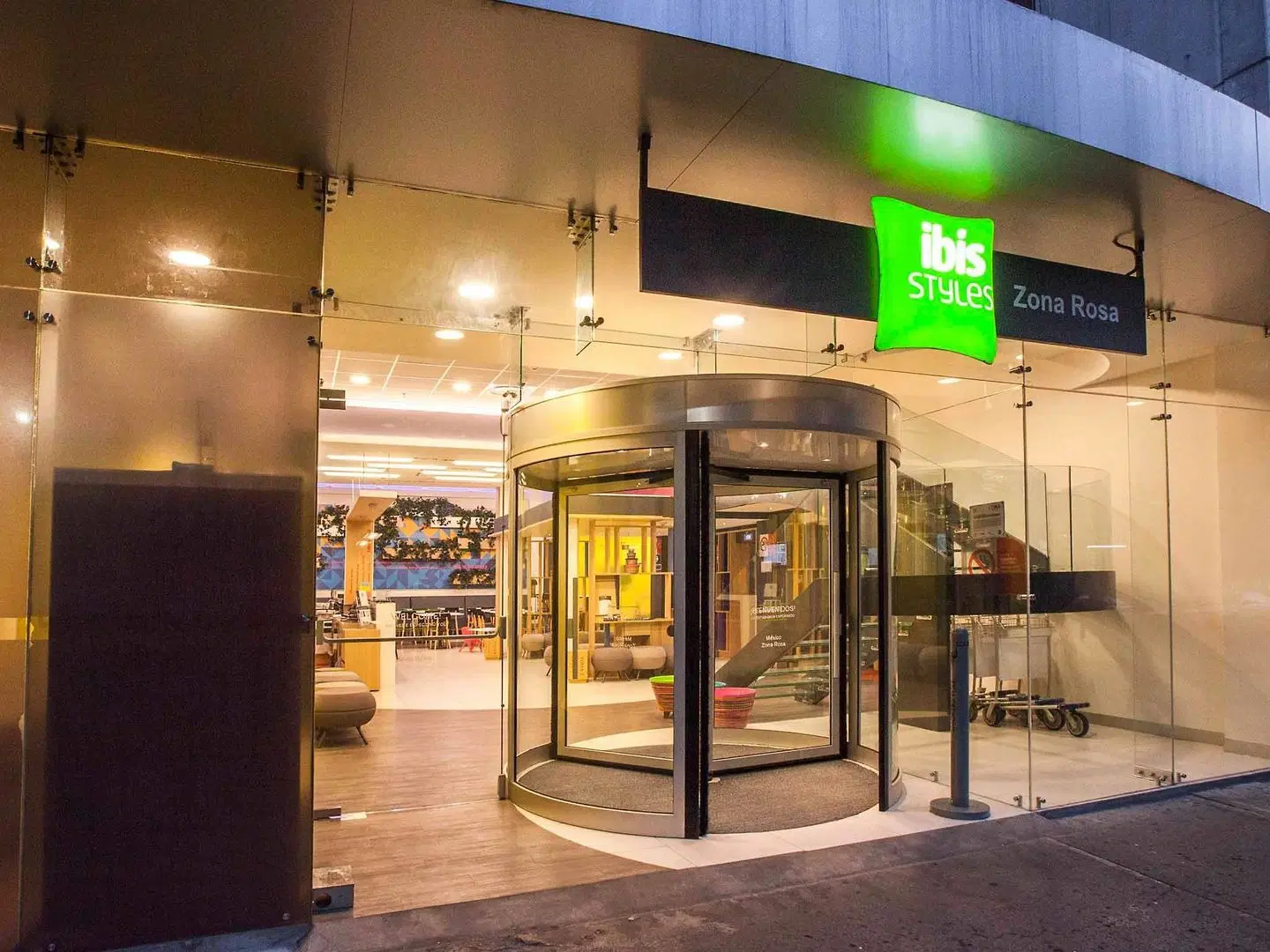 ibis Styles Mexico Reforma EXTERIOR