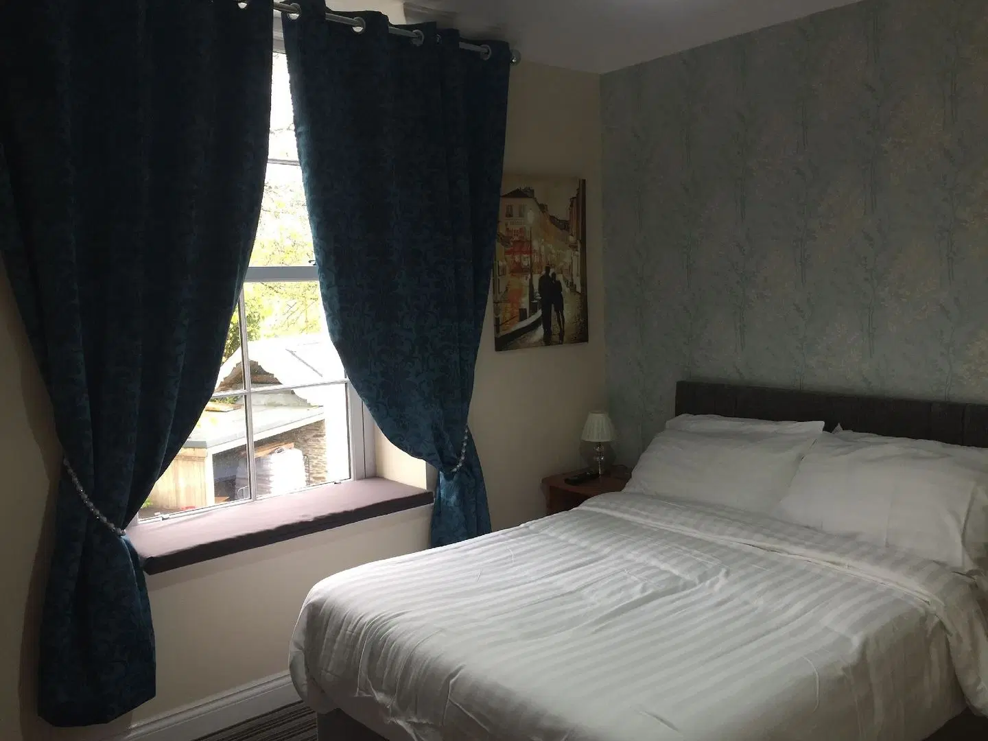 Old School Bed and Breakfast ROOM_EXAMPLE