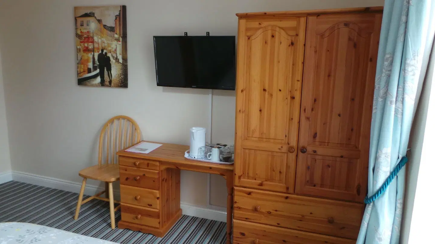 Old School Bed and Breakfast ROOM_EXAMPLE