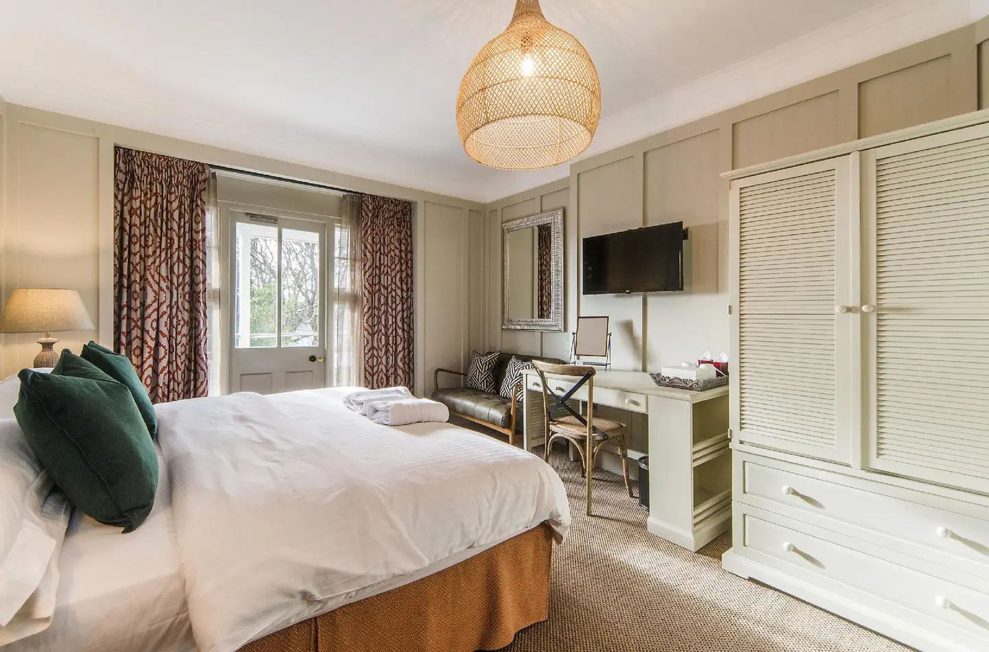 Bosanneth ROOM_EXAMPLE