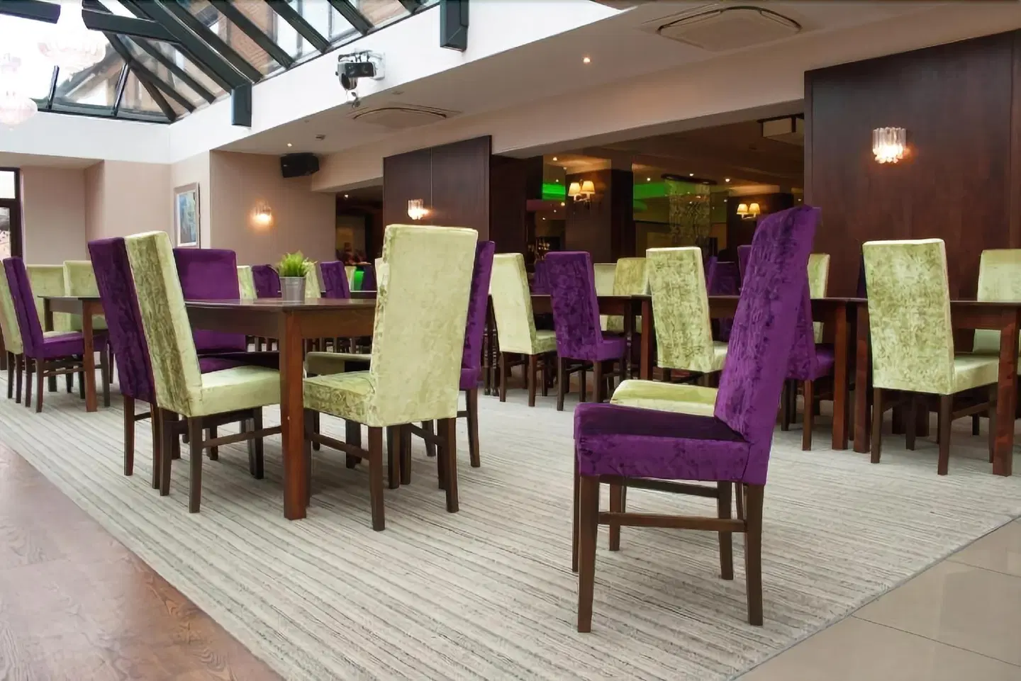 Blanco's Hotel Restaurant