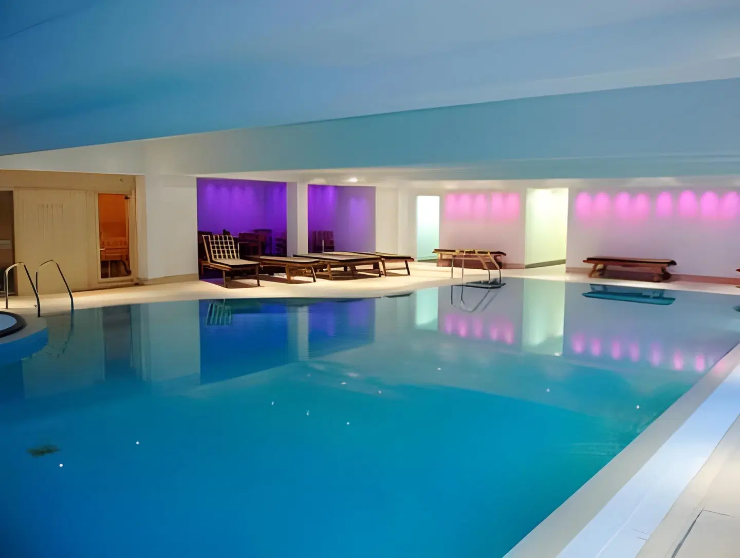 Towers Hotel & Spa Hallenbad