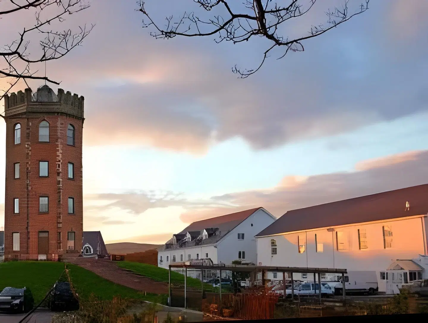 Towers Hotel & Spa EXTERIOR