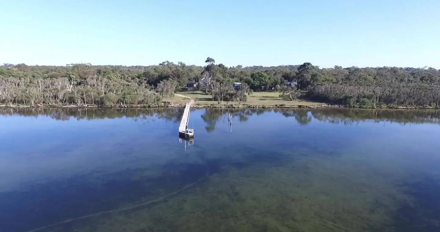Waterfront Retreat At Wattle Point LANDSCAPE