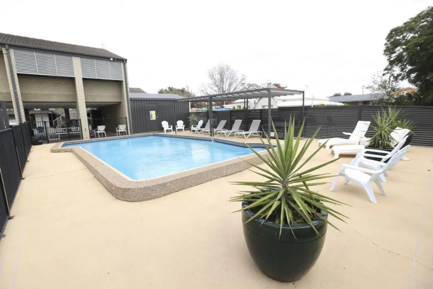 Orana Motel Dubbo OUTDOOR_POOL