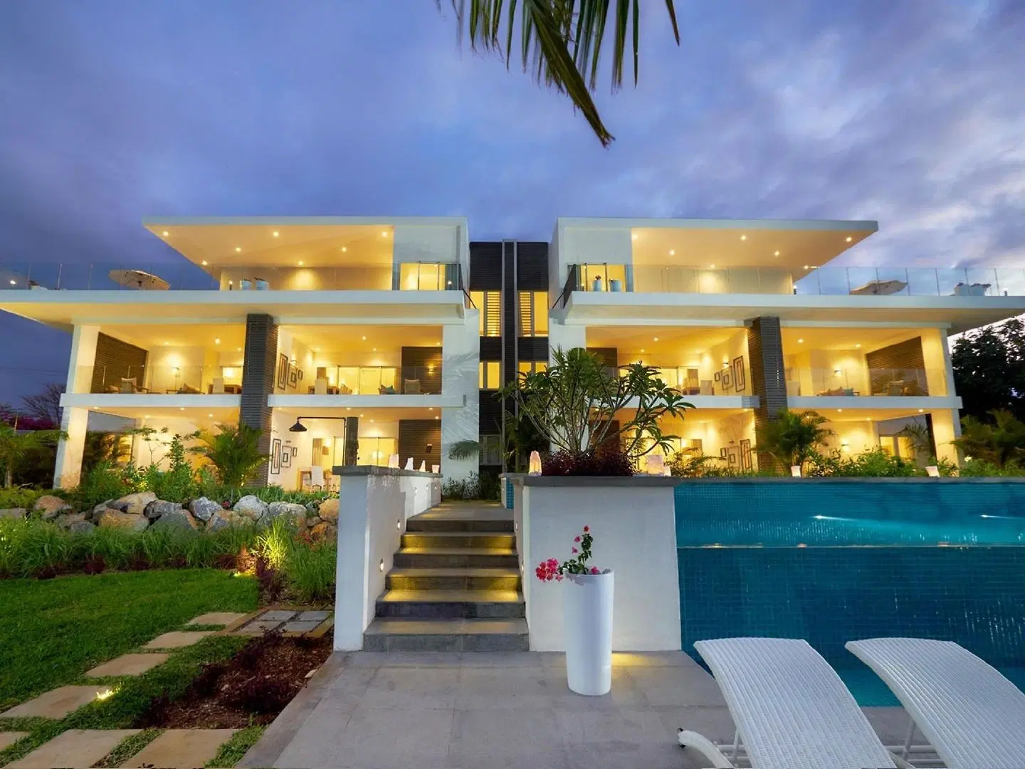 Myra Seafront Suites and Penthouses by Lov Terrasse