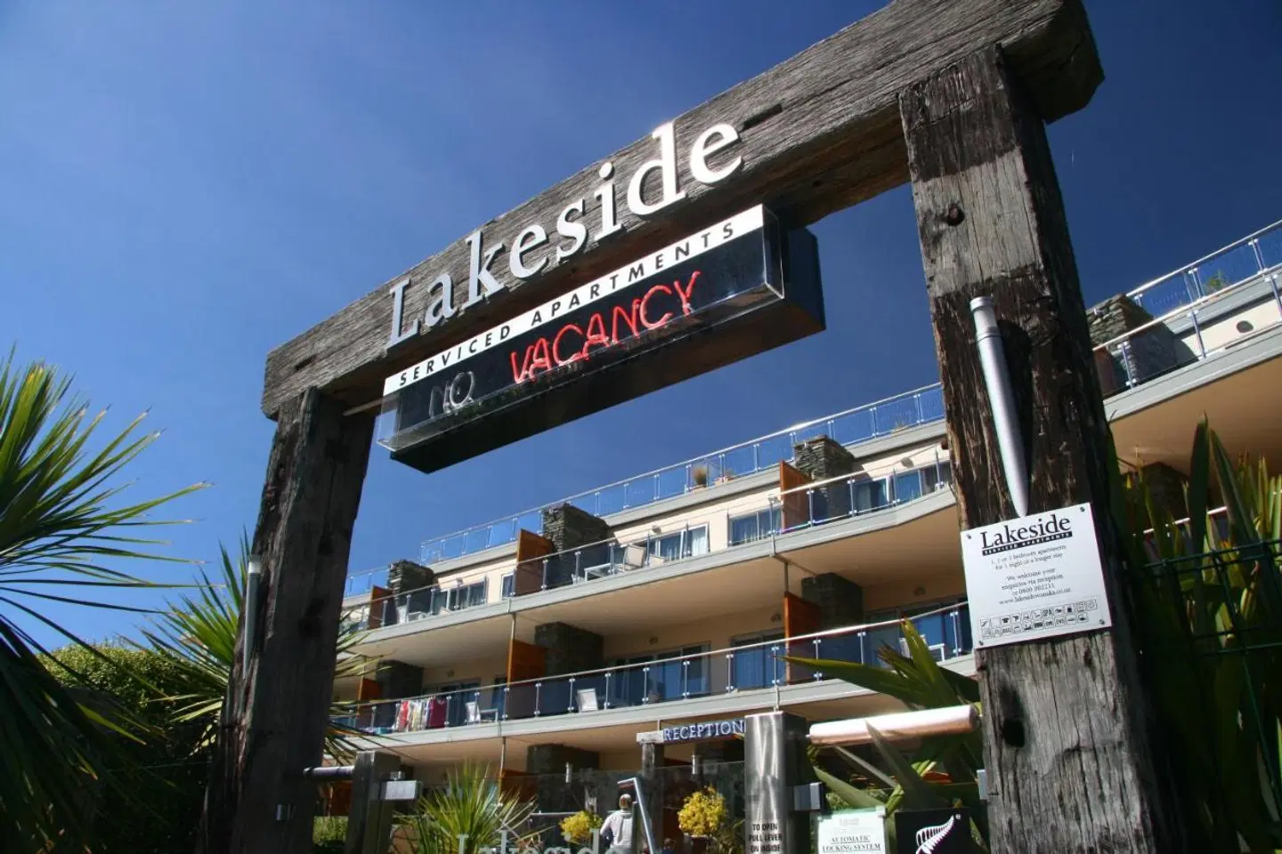 Lakeside Apartments EXTERIOR