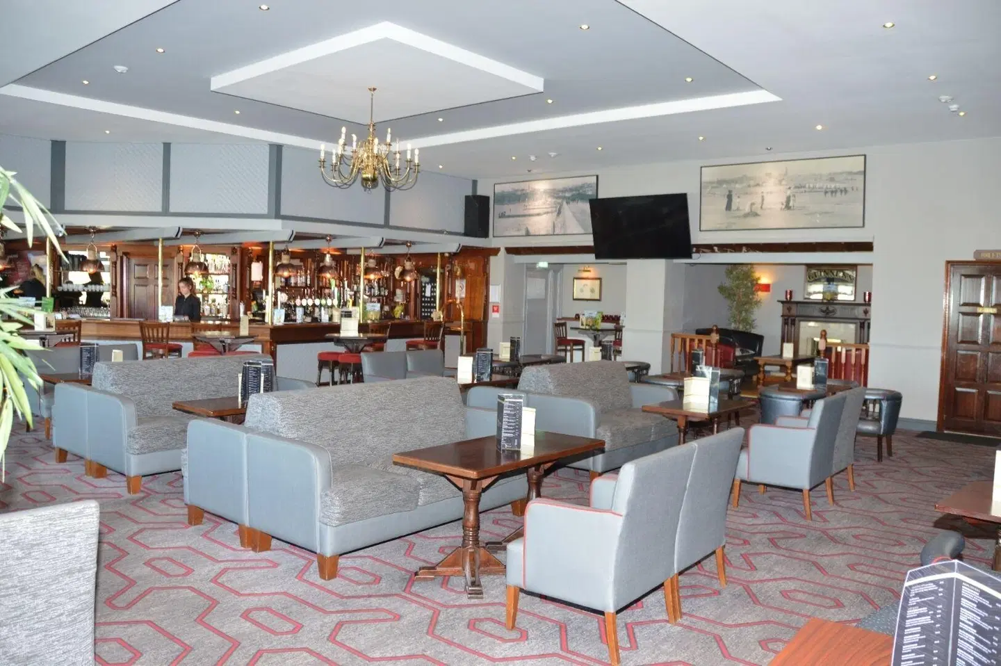 Majestic LOUNGE_LOBBY