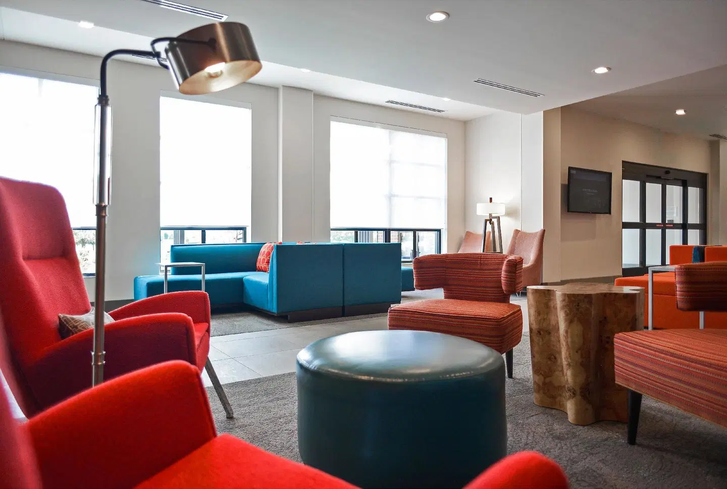 Hilton Garden Inn Louisville Mall of St. Matthews LOUNGE_LOBBY