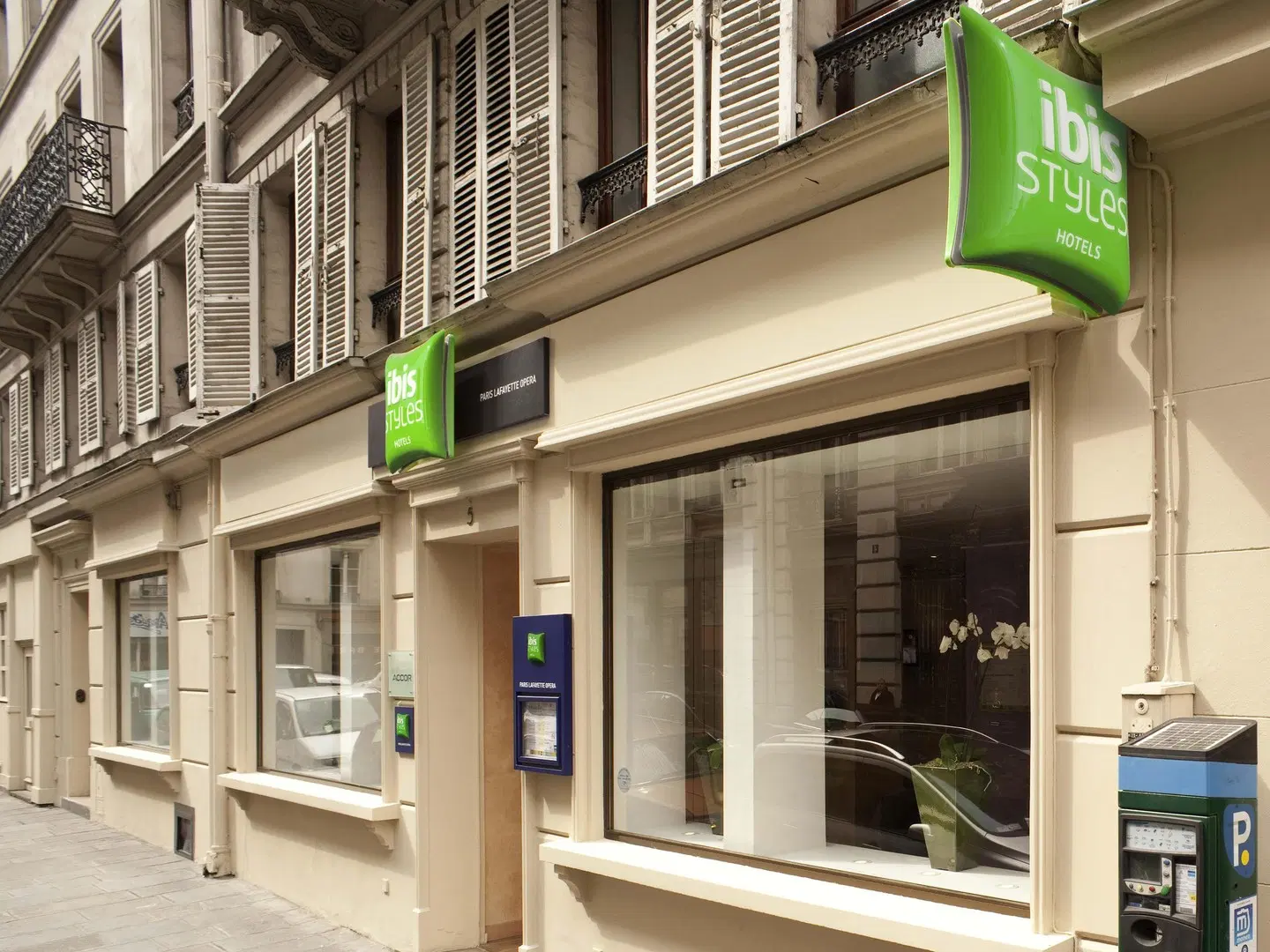 ibis Styles Paris Lafayette Opéra EXTERIOR