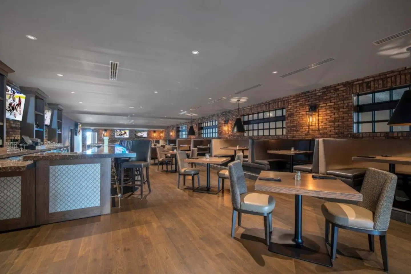 Malcolm Hotel by CLIQUE Bar