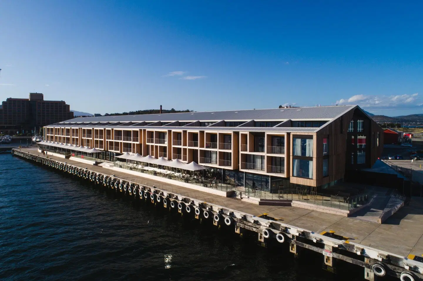 MACq 01 Hotel EXTERIOR