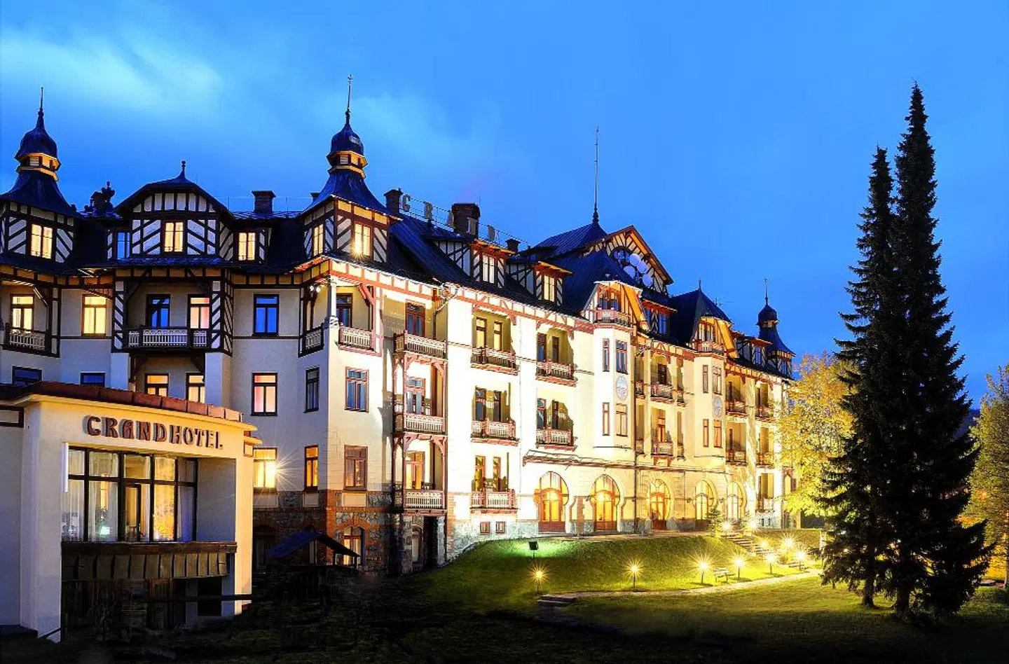 Grandhotel Starý Smokovec EXTERIOR