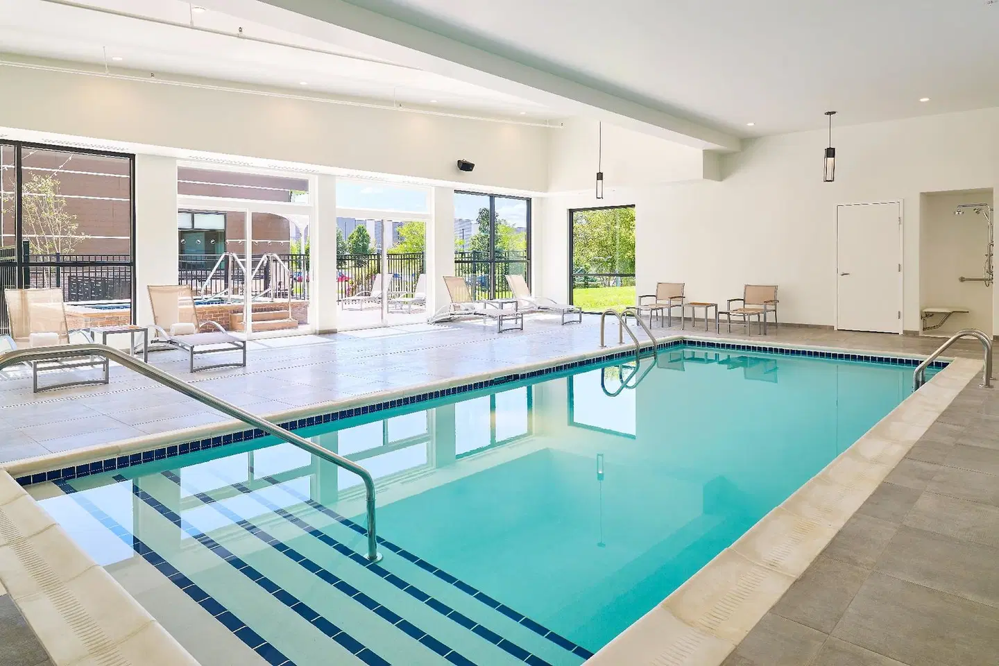 Element by Marriott West Des Moines Hallenbad