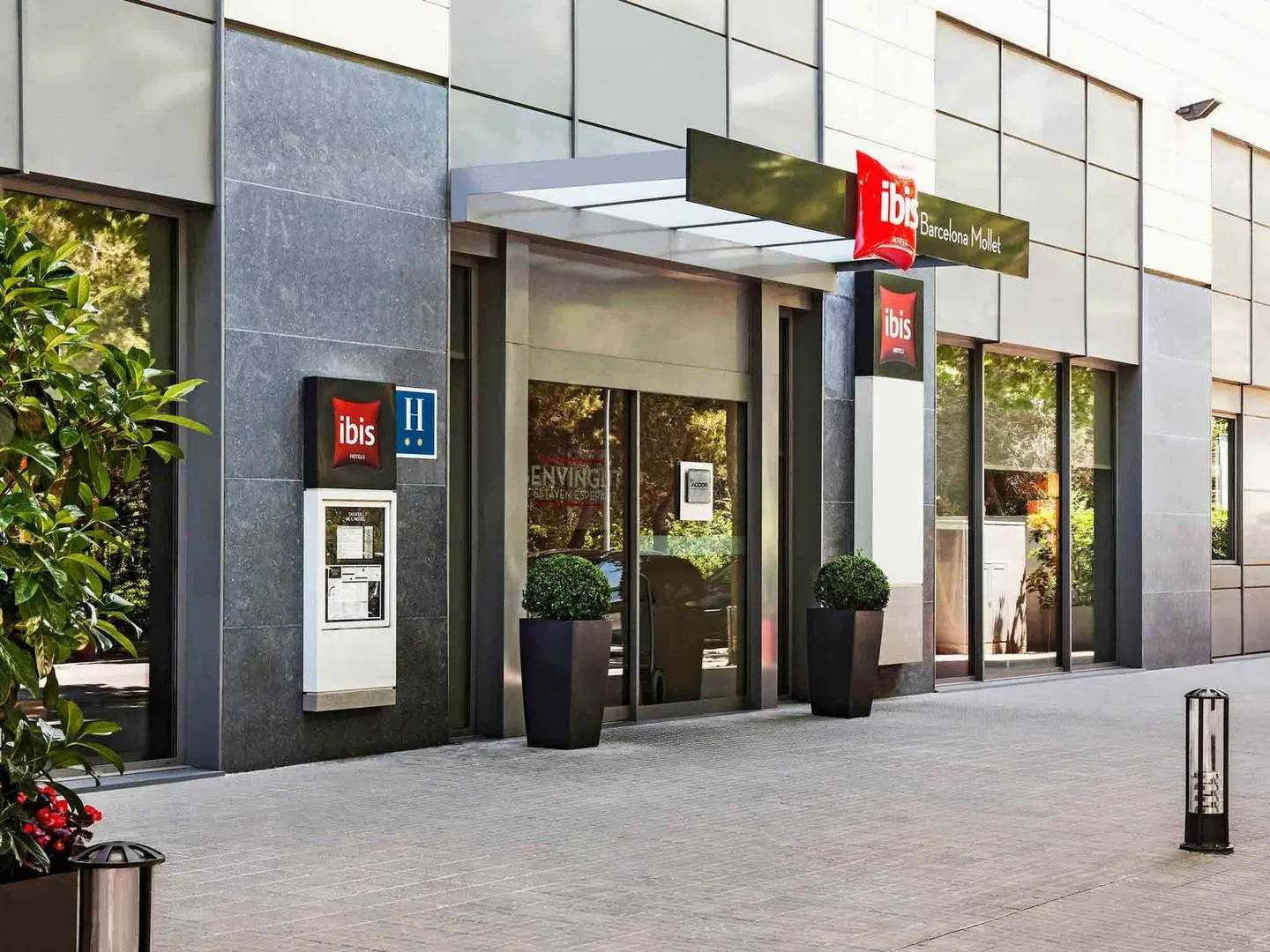 ibis Barcelona Mollet EXTERIOR