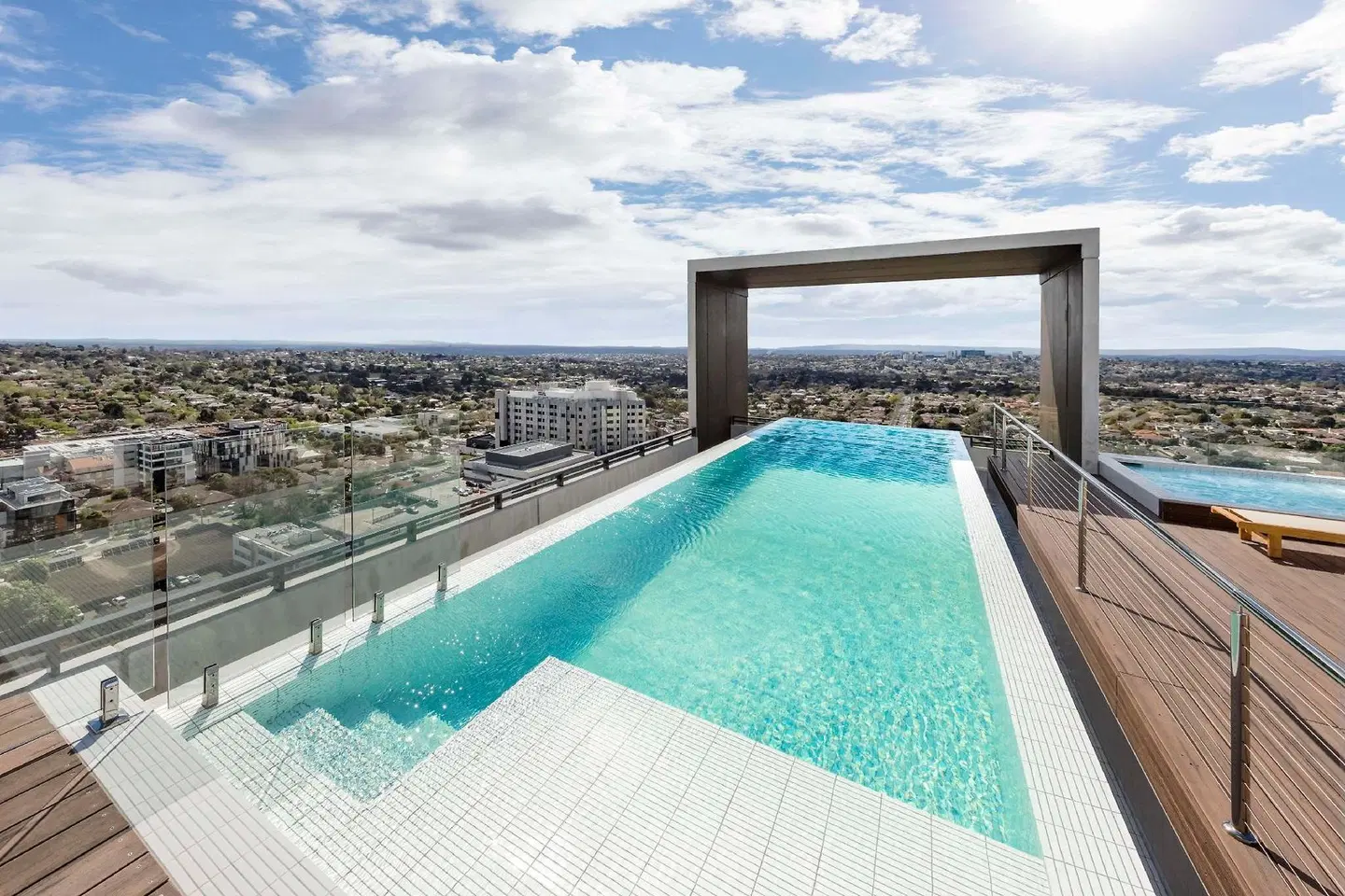 Avani Melbourne Box Hill Residences OUTDOOR_POOL