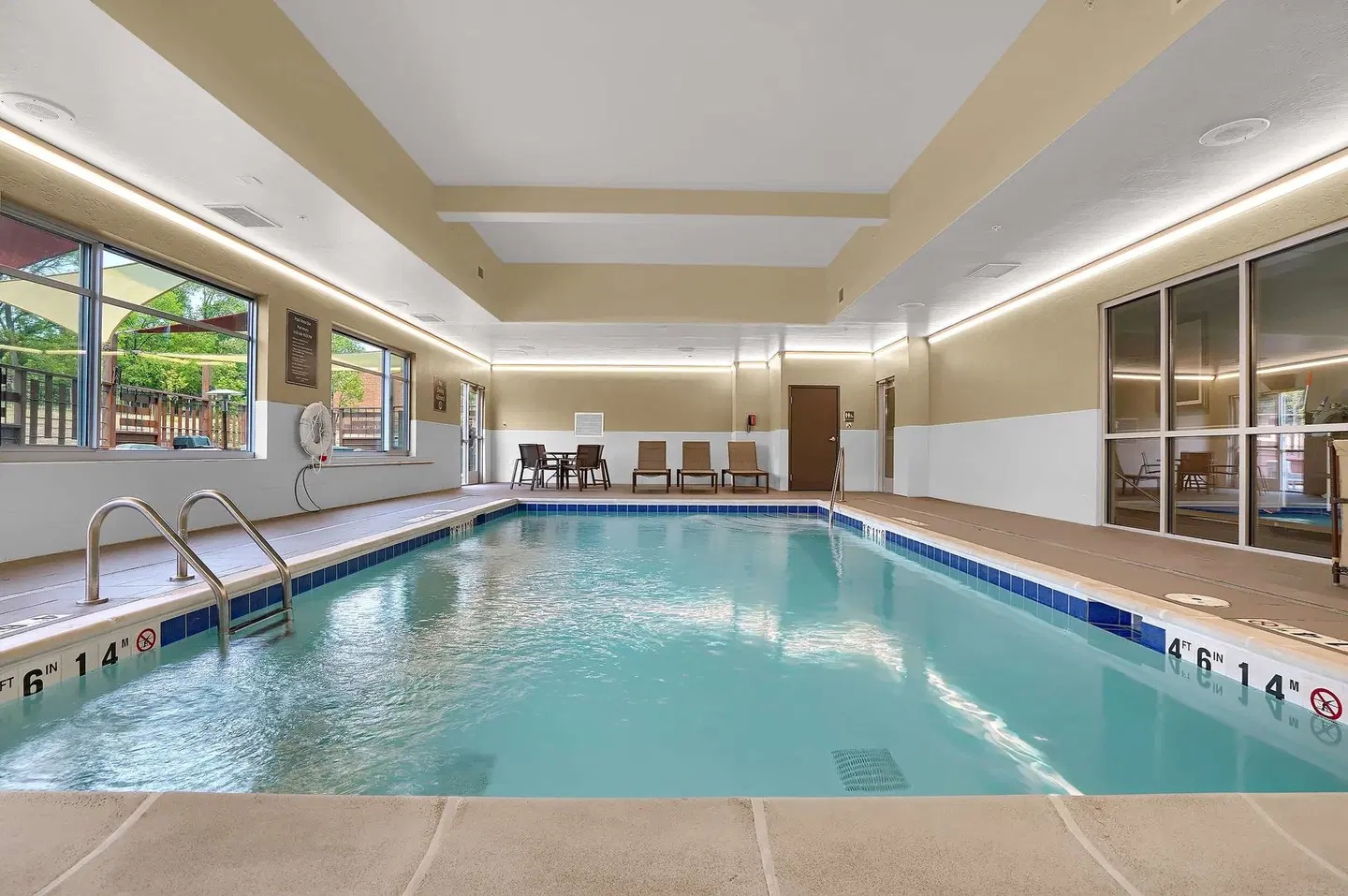 Best Western Plus Executive Residency Fillmore Hallenbad