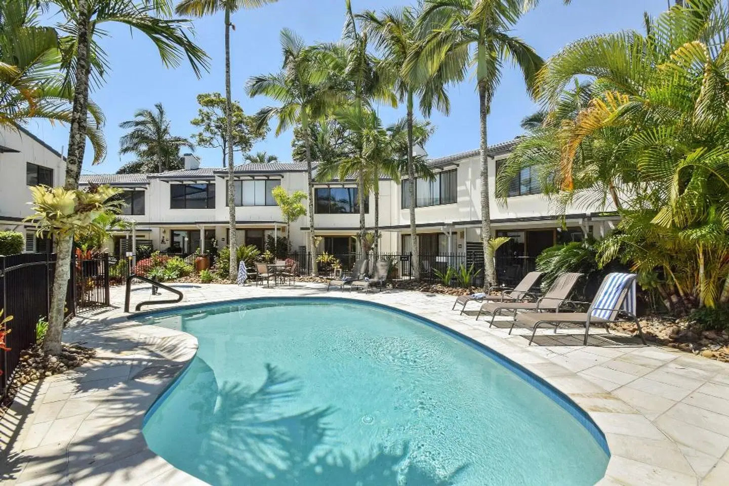 Noosa Place Resort OUTDOOR_POOL