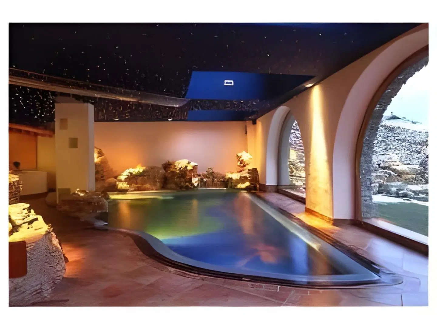 Eco Wellness Hotel Notre Maison Hallenbad