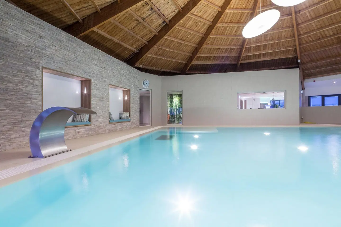 Van der Valk Heerlen Hallenbad