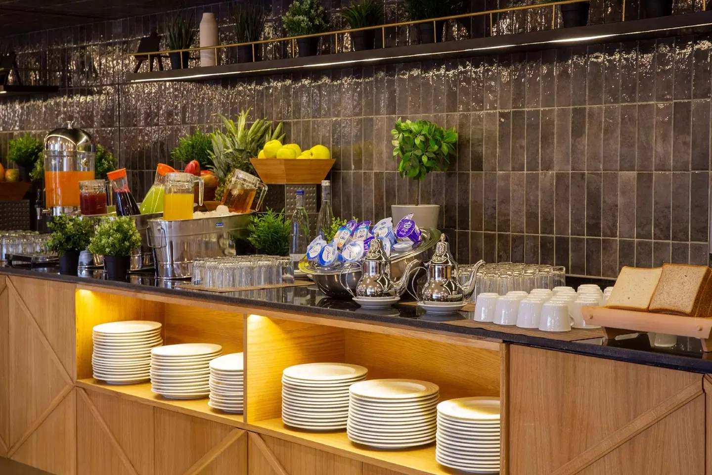 Best Western Plus Casablanca City Center Bar
