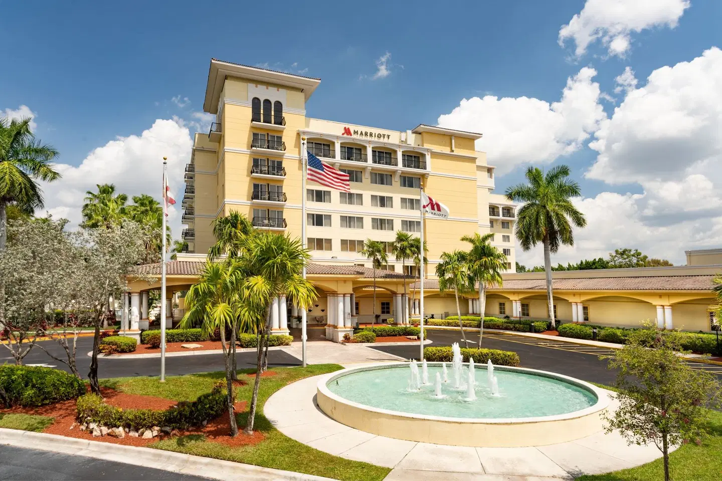 Fort Lauderdale Marriott Coral Springs Hotel & Convention Center EXTERIOR