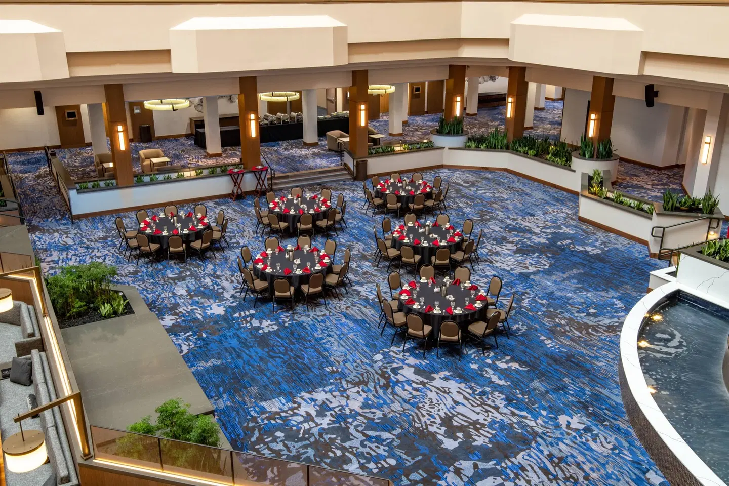 Madison Marriott West Bar