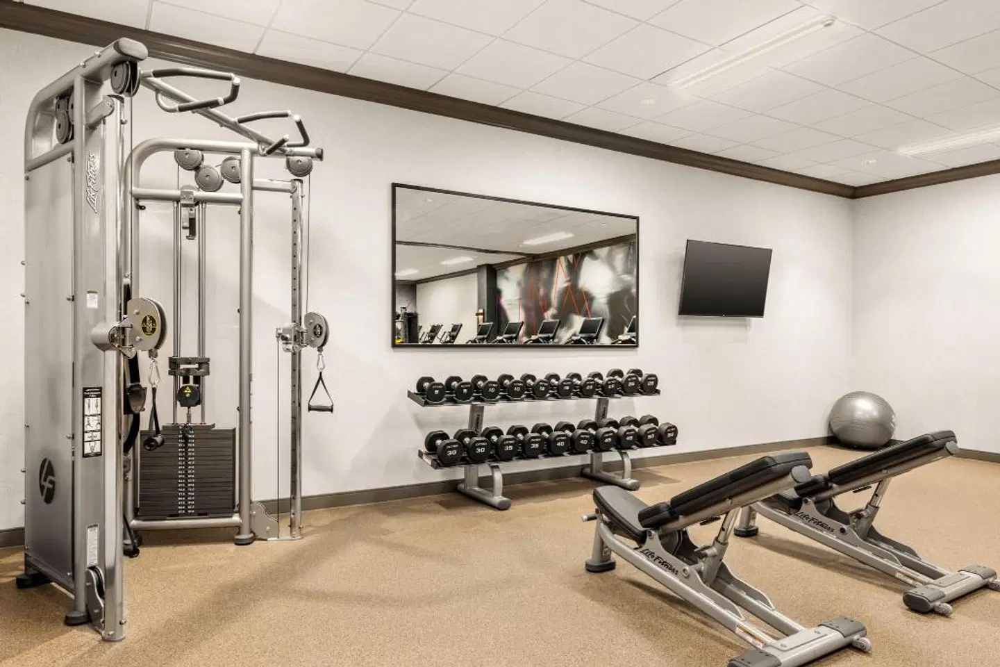 Omaha Marriott SPORTS_AND_LEISURE