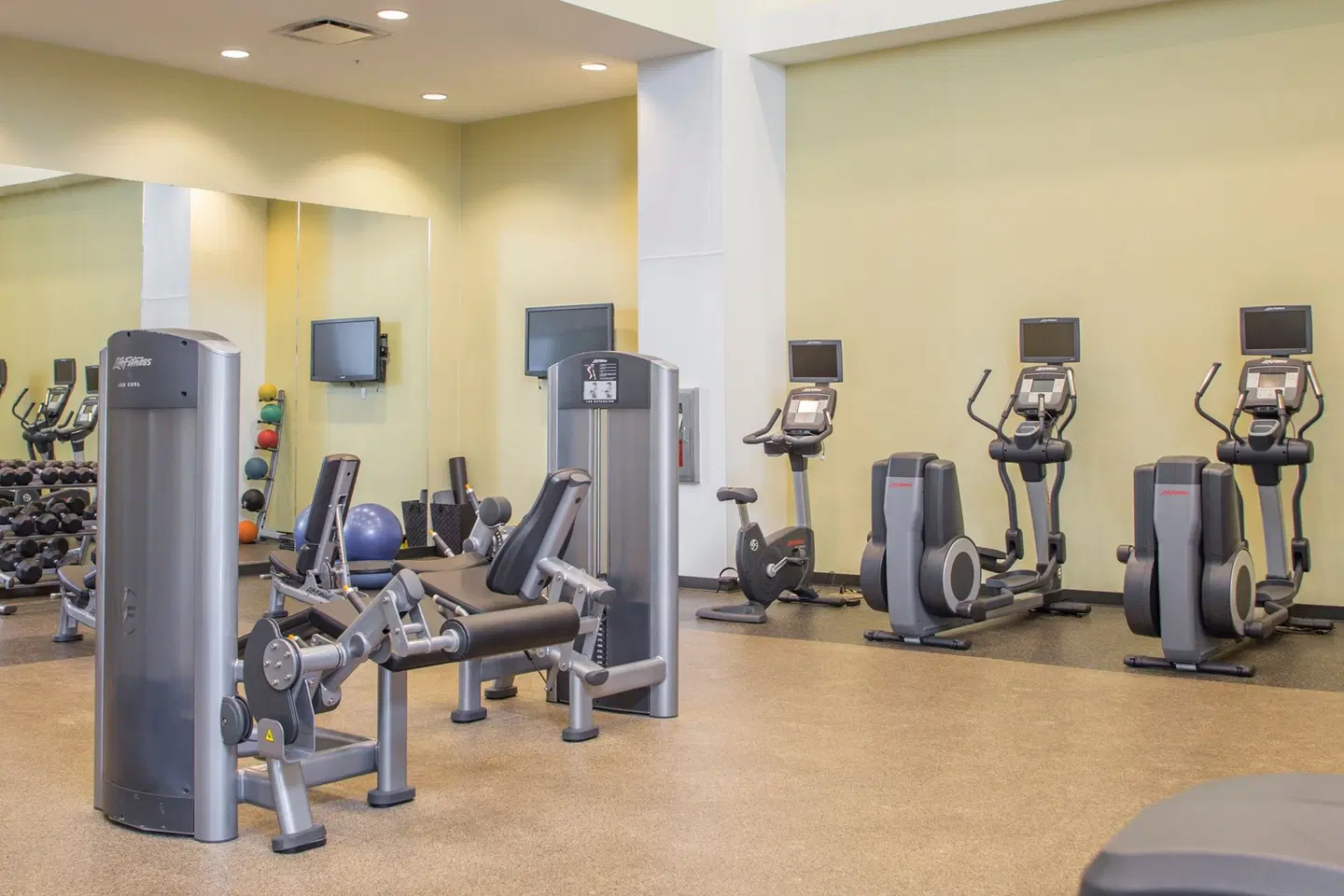 Louisville Marriott East SPORTS_AND_LEISURE