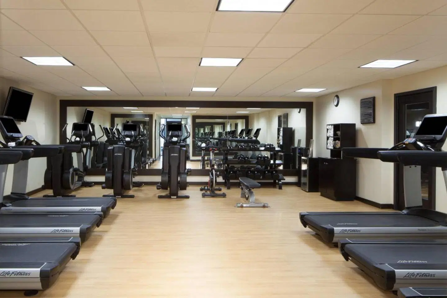 Omaha Marriott SPORTS_AND_LEISURE