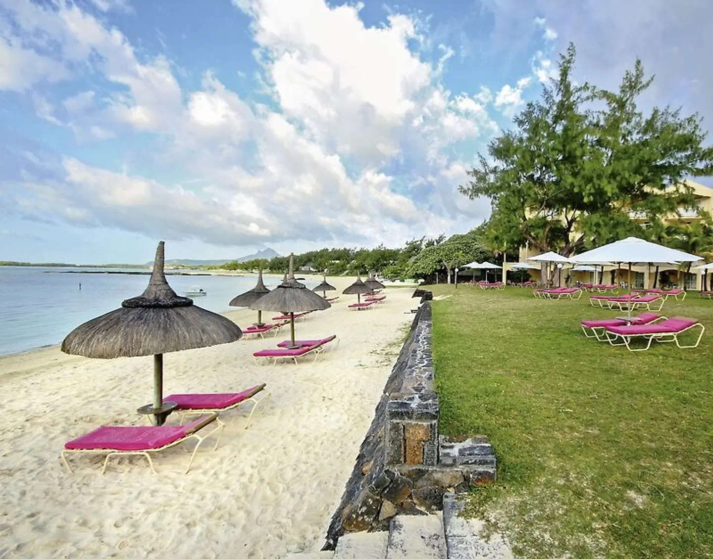 Silver Beach Strand