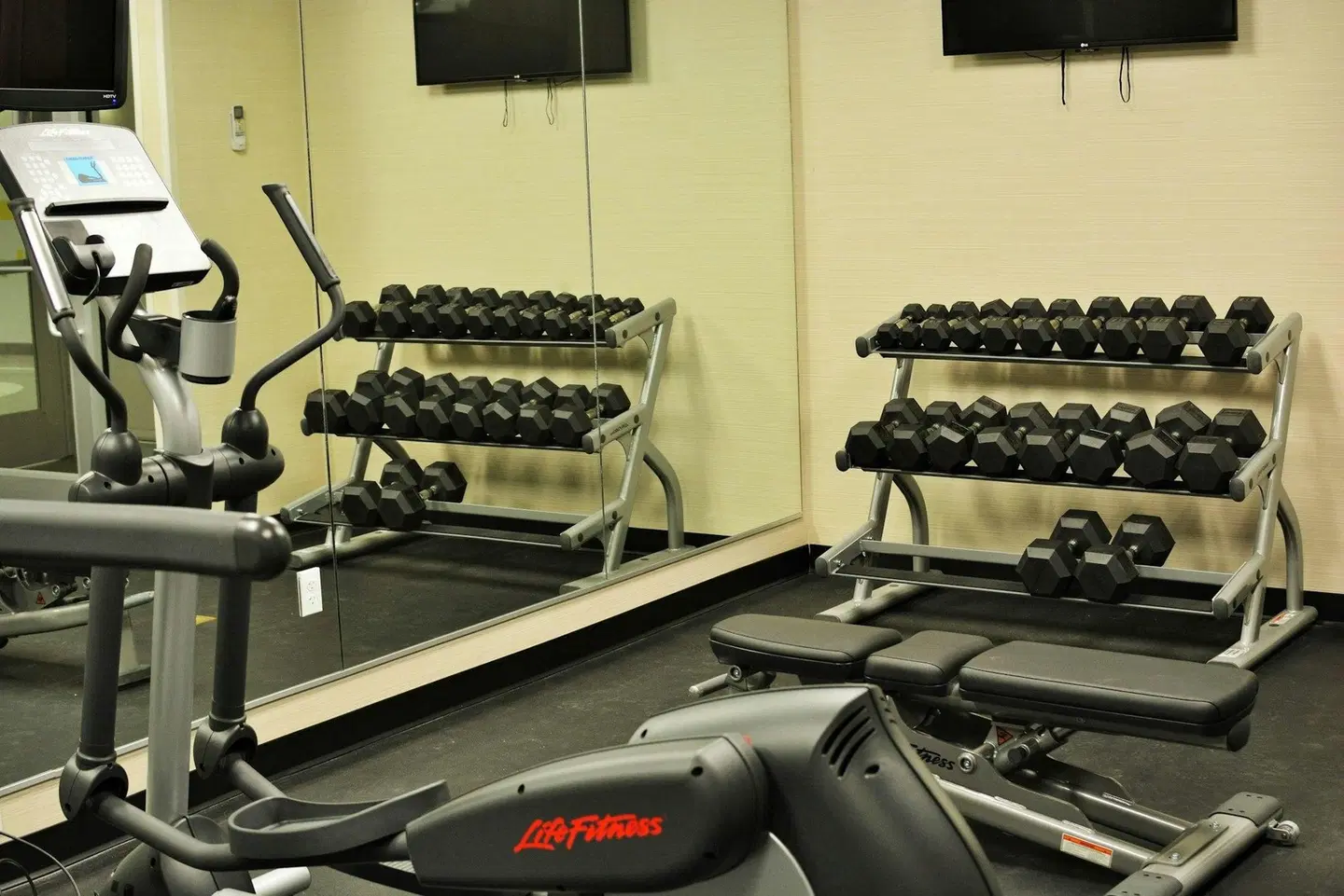 Fairfield by Marriott Inn & Suites Omaha Northwest SPORTS_AND_LEISURE