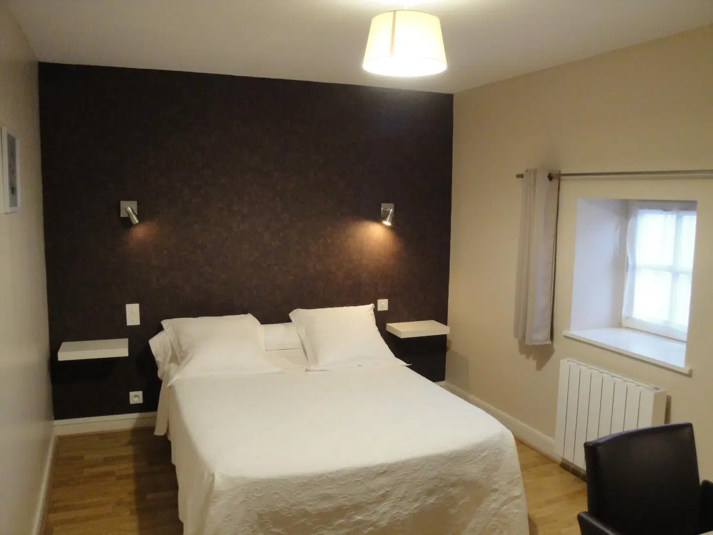 Hôtel Le Marronnier ROOM_EXAMPLE
